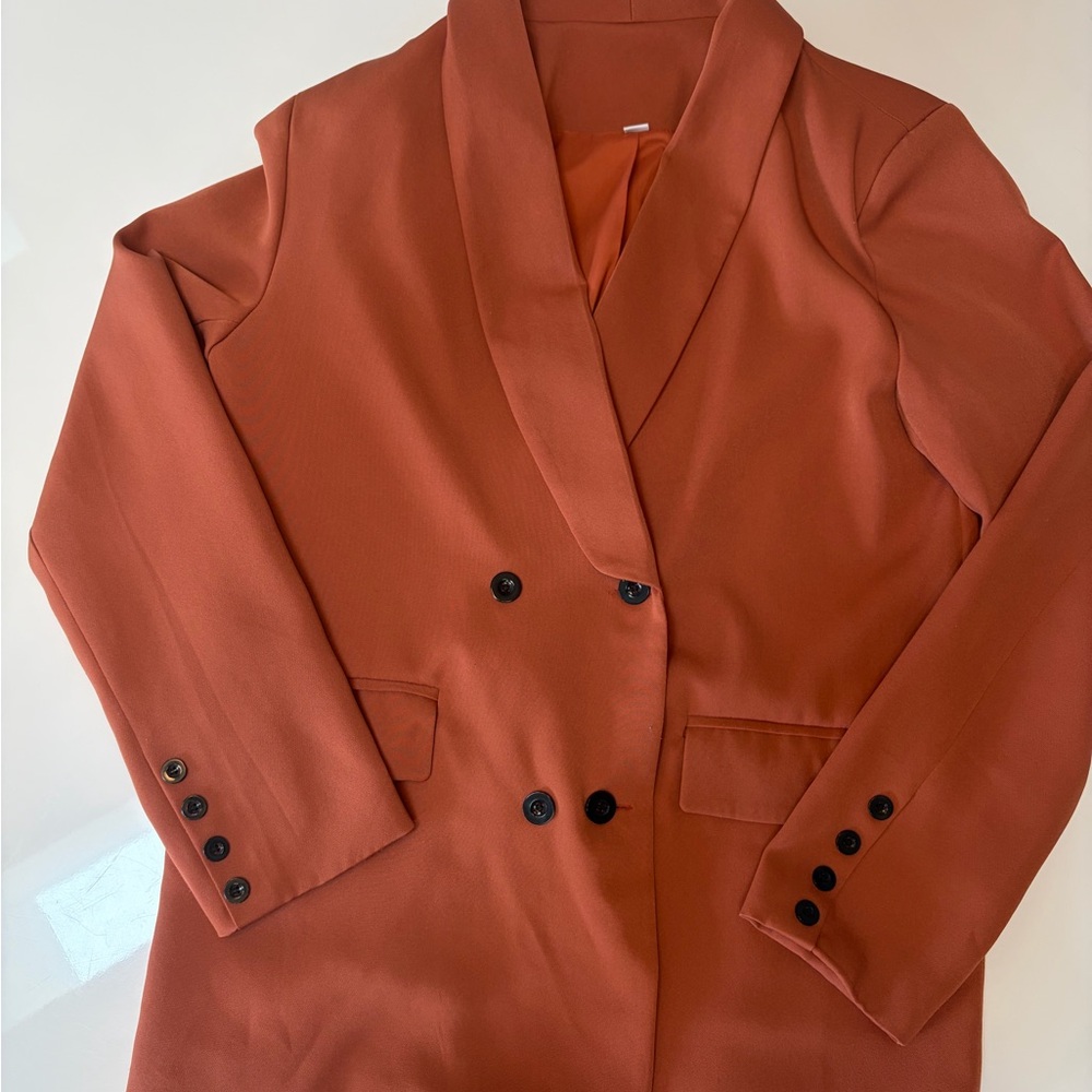 #264 Elegant Women's Rust Colored Blazer. Great Condition. Size L - Picture 8 of 11